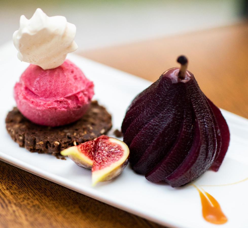 Logis Hotel Restaurant De La Poste Et Spa De Montagne เลอบอนน็อม ภายนอก รูปภาพ
