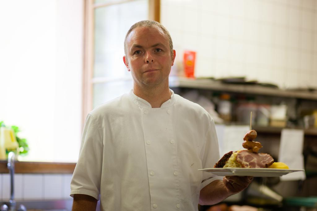 Logis Hotel Restaurant De La Poste Et Spa De Montagne เลอบอนน็อม ภายนอก รูปภาพ